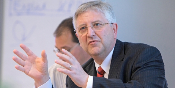 Bernhard Staender